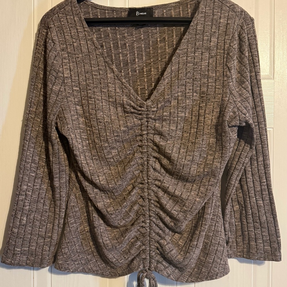 Bwear Textured V-Neck Top in Brown